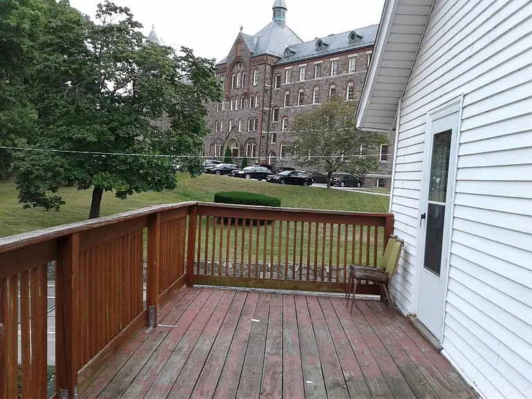 122 Lake St #122 — Photo 47