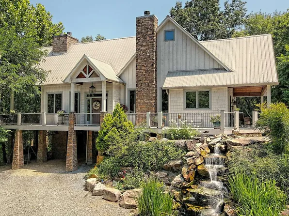 2268 Layson Rd, Hiawassee, GA 30546