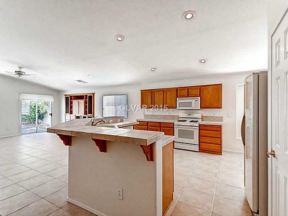 3rd image of 3236 Jumping Hills Ave