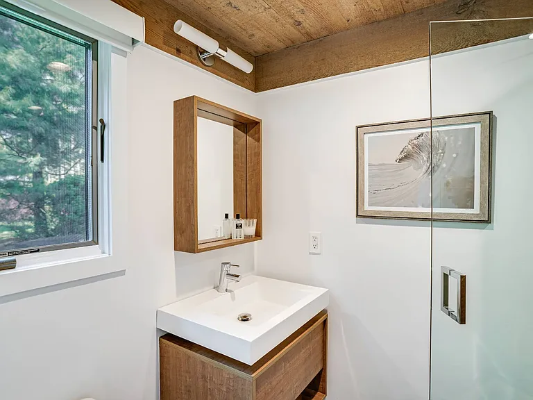 21 Prospect Blvd — Photo 18