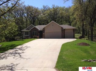 10751 Oak Park Ln, Blair, NE 68008