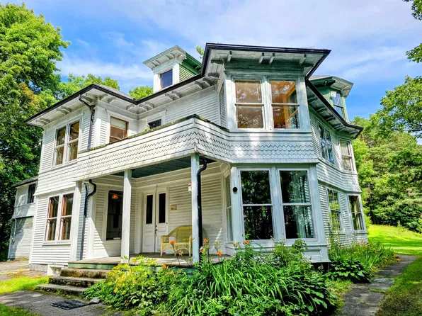 102 Mountain Street, Brighton, VT 05846