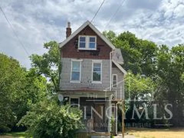 1222 Quebec Rd, Cincinnati, OH 45205