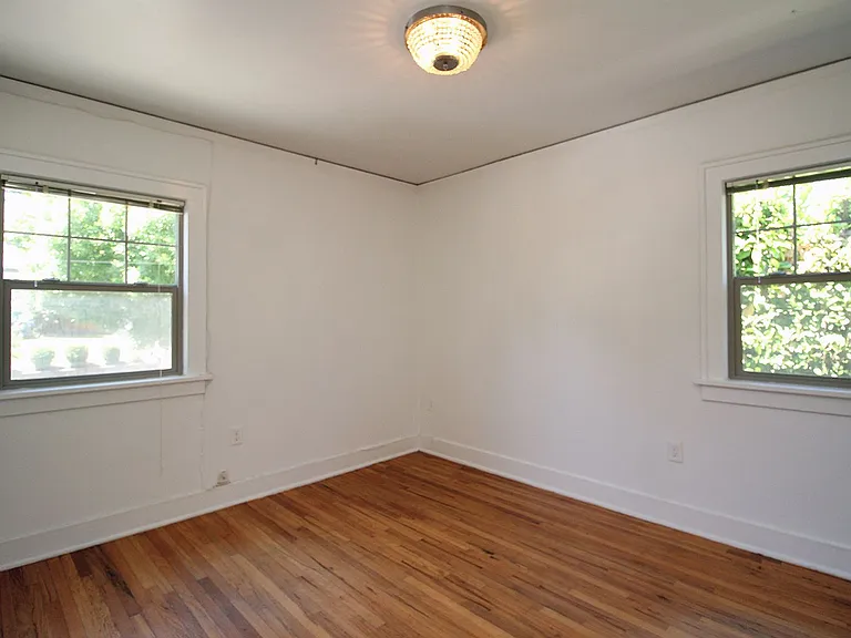 2905 SE Alder St — Photo 17