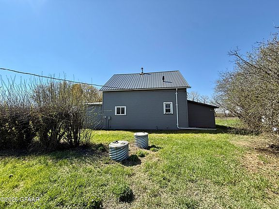 3rd image of 9687 87th Ave NE