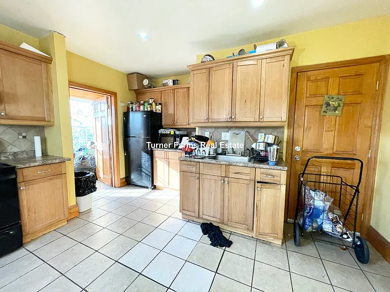 21 Alpine St #2 — Photo 3