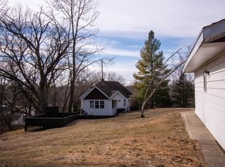 2904 Martin Ter, Burlington, WI 53105