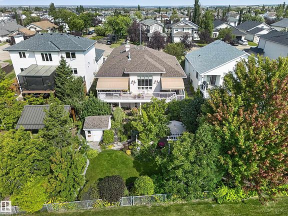 4th image of 40 Meadowview Point E
