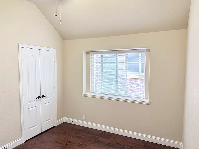 1114 Haskell Dr — Photo 23
