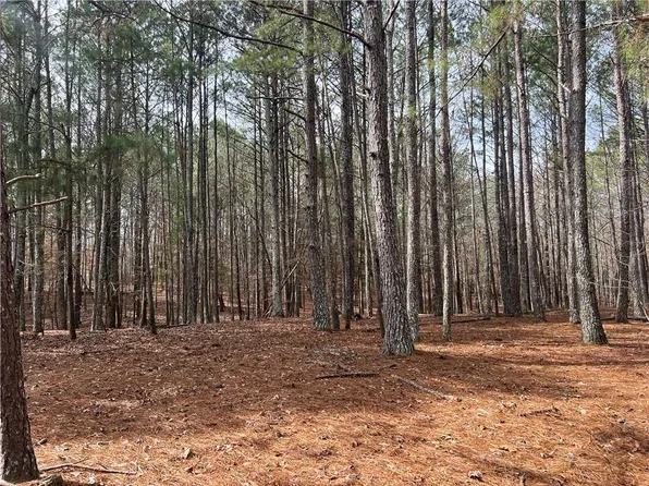 325 Everett Springs Rd NE, Calhoun, GA 30701