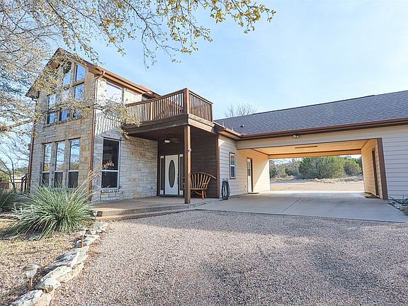 3rd image of 3350 Skyline Dr