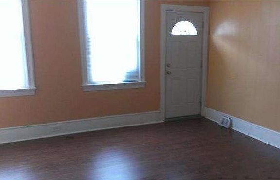 3rd image of 3800 N Darien St