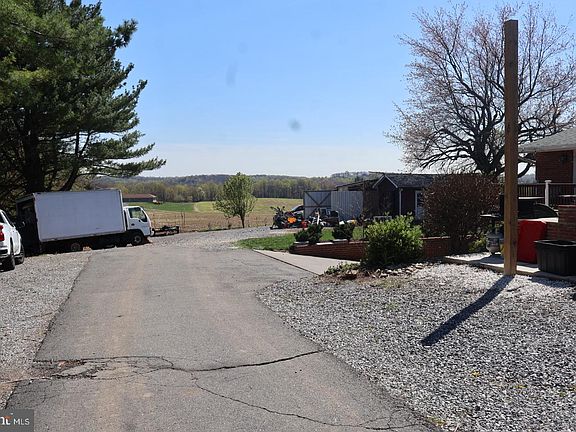 5th image of 10500 Moxley Rd