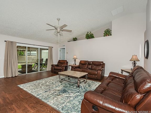 4th image of 3330 Yule Tree Dr