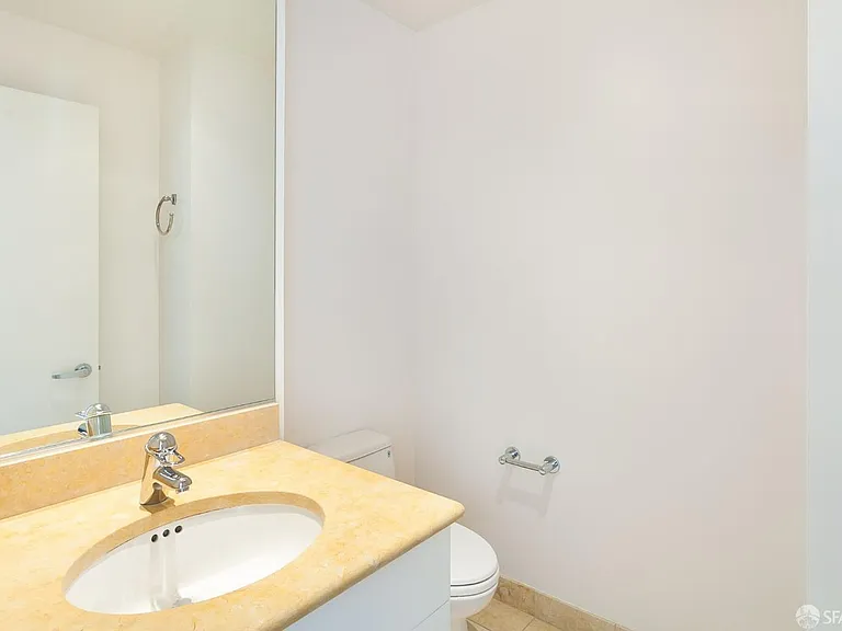 400 Beale St #2306 — Photo 10