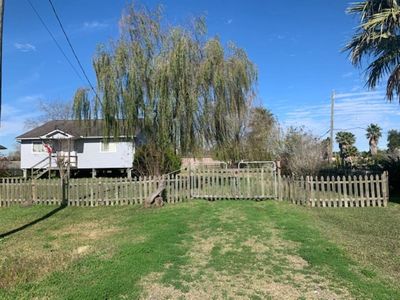 2704 Avenue D, San Leon, TX, 77539
