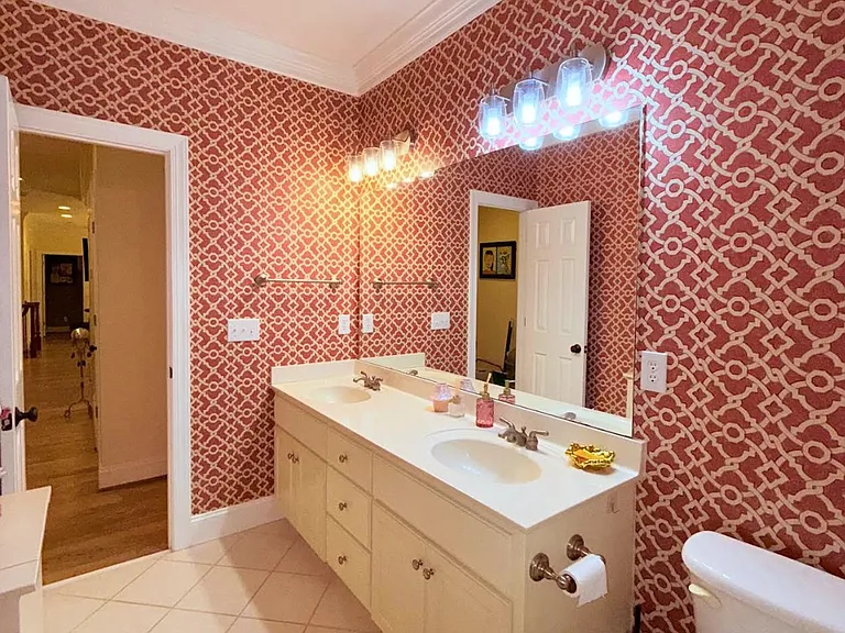 1216 Dorleath Ct — Photo 35