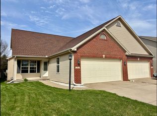 5 Parsley, Savoy, IL 61874
