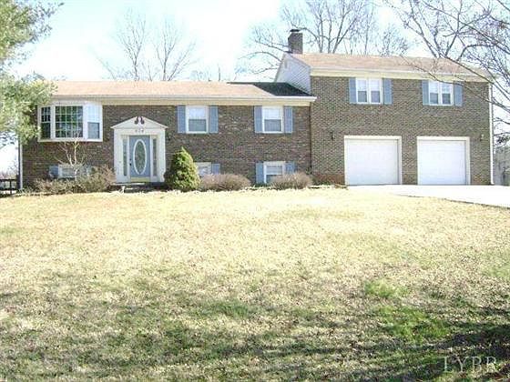 1st image of 404 Woodway Dr