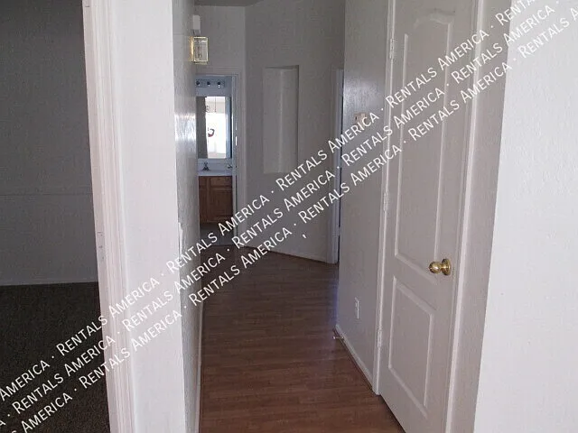 10845 E Dragoon Ave — Photo 7