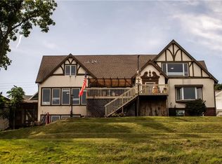 1105 Riverview Dr, Atchison, KS 66002