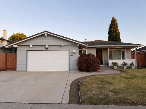 6308 Honeysuckle Dr, Newark, CA 94560