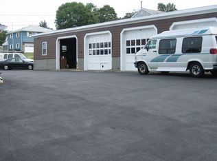 100 Church St, Tiverton, RI 02878