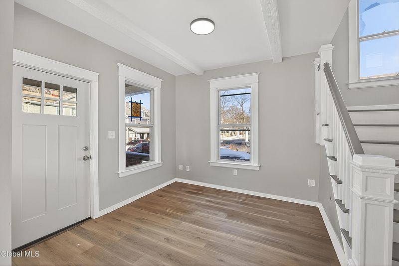 4th image of 209 Elmer Avenue