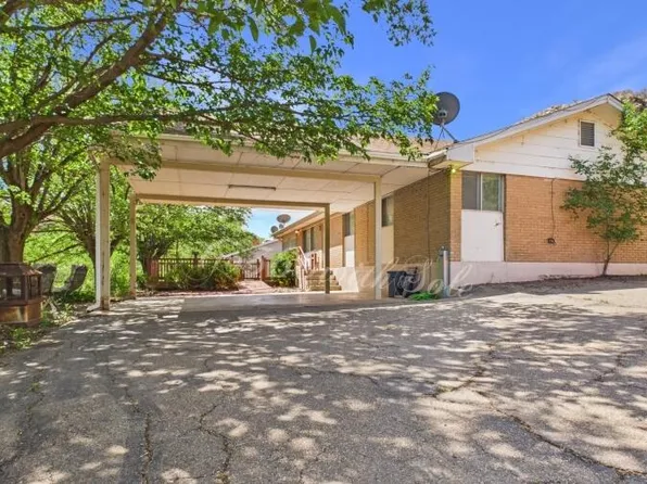 590 Comanche Dr, Lubbock, TX 79404