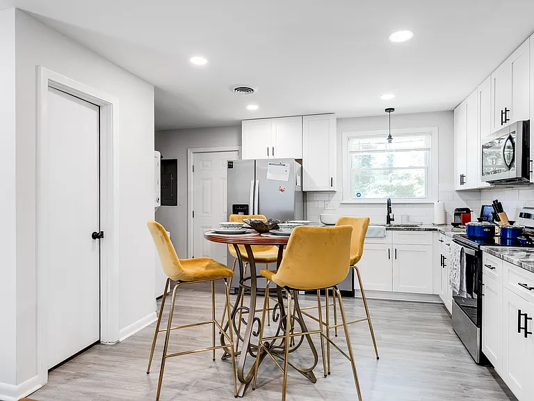 5301 Tacoma St — Photo 19