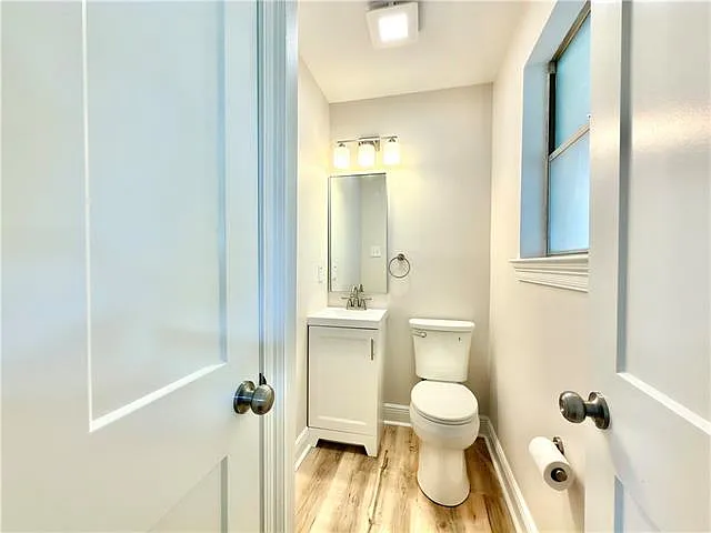 5016 Trenton St — Photo 10