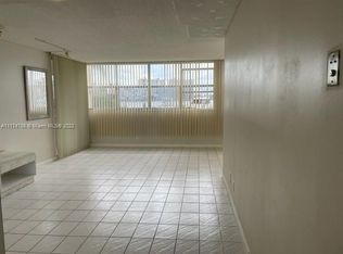 100 Golden Isles Dr APT 113, Hallandale Beach, FL 33009