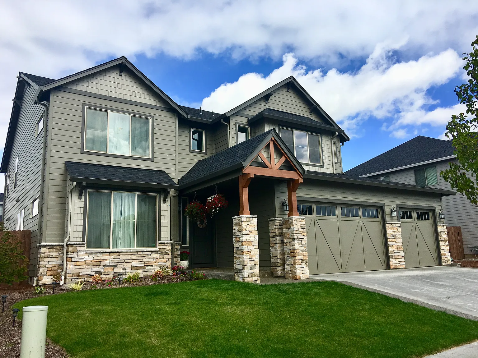 5900 NE 127th St photo 1