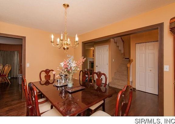 4th image of 126 Cumberland Ct