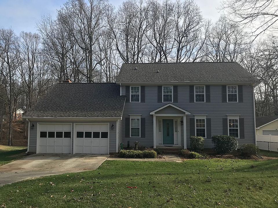 1st image of 3104 Colony Dr