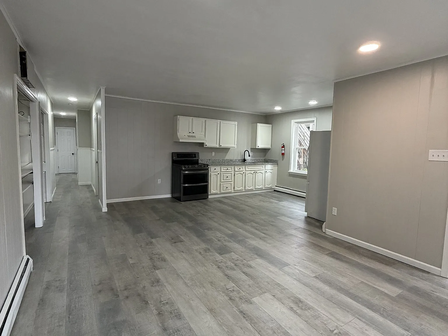 3 bed, 1225 sqft, $1,725 — Photo 4