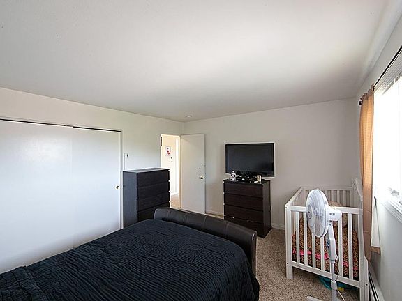 4th image of 361 Marshall Rd #1005-5A