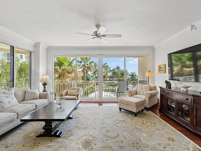 1660 S Highway A1A #122 — Photo 5