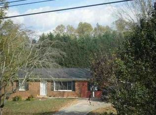 632 Cecil Rd, Lexington, NC 27295