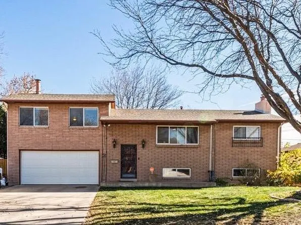 26 Fordham Cir, Pueblo, CO 81005