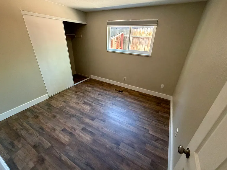 1400 Severn Dr — Photo 9