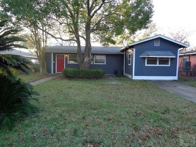 113 Dolphin Ave, Galveston, TX, 77550