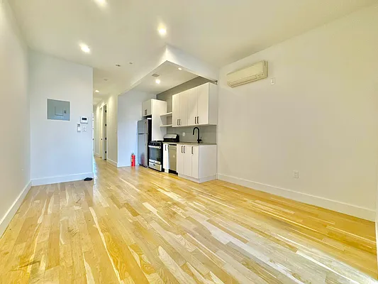 Rented by Doorway NYC, LLC | media 7