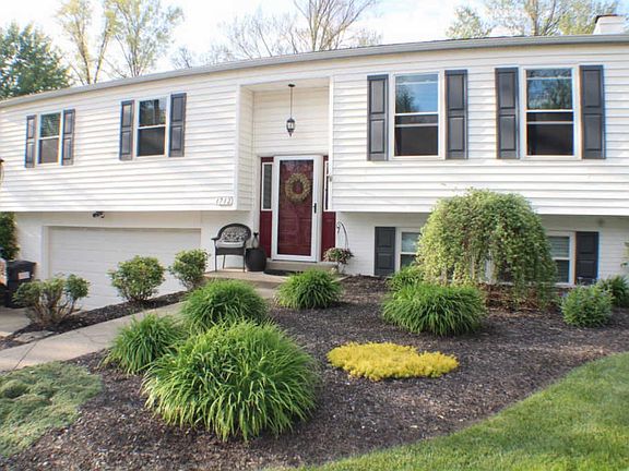 2nd image of 1712 Lindenhall Dr