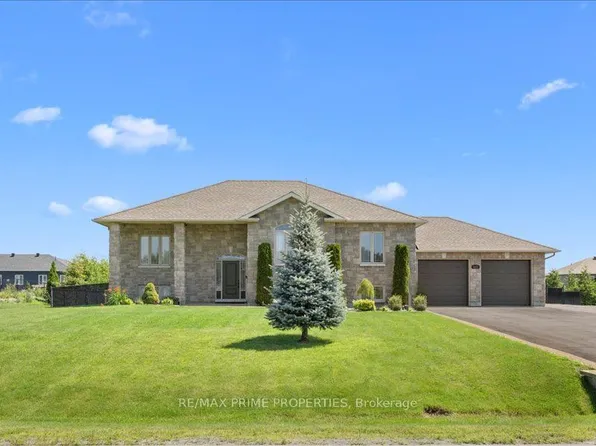 3421 Summerbreeze Dr, Ottawa, ON K0A 2W0
