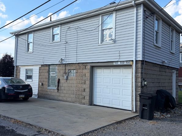 7005 1/2 Front River Rd