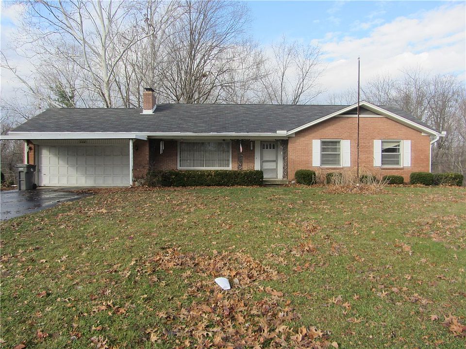 1st image of 2104 Redfern Dr