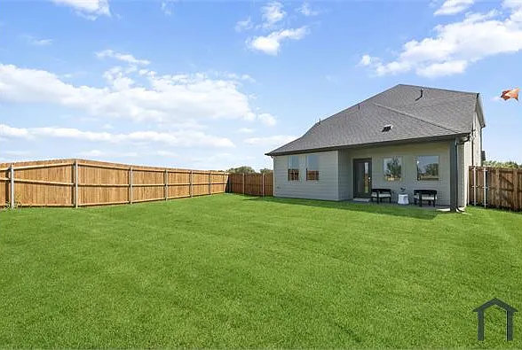 606 Green Grass Dr — Photo 11