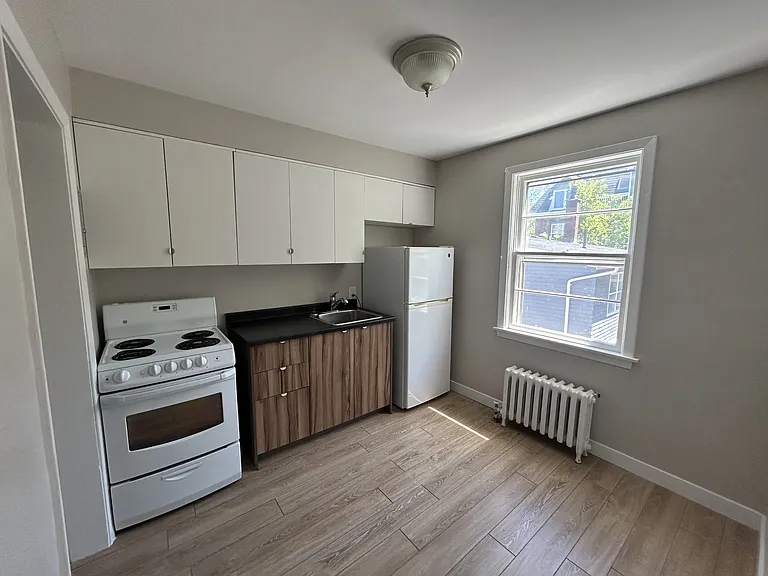 1066 Tower Rd #13 — Photo 19