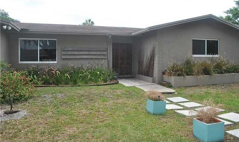 1st image of 19441 NE 19th Ave